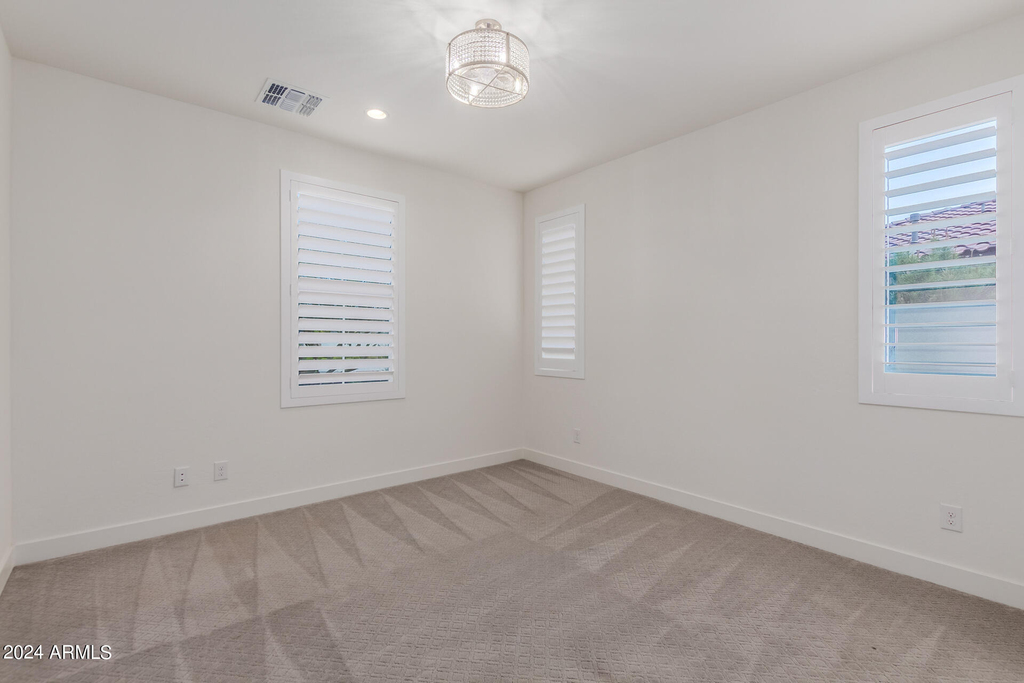 11342 N Jerome Street - Photo 38