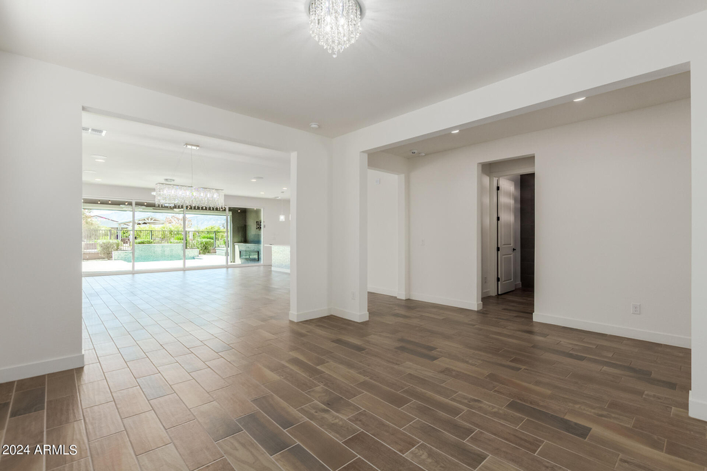 11342 N Jerome Street - Photo 24