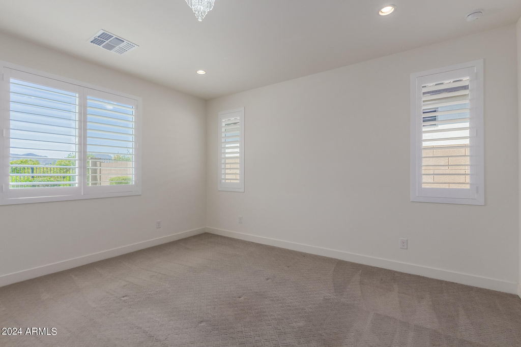 11342 N Jerome Street - Photo 30