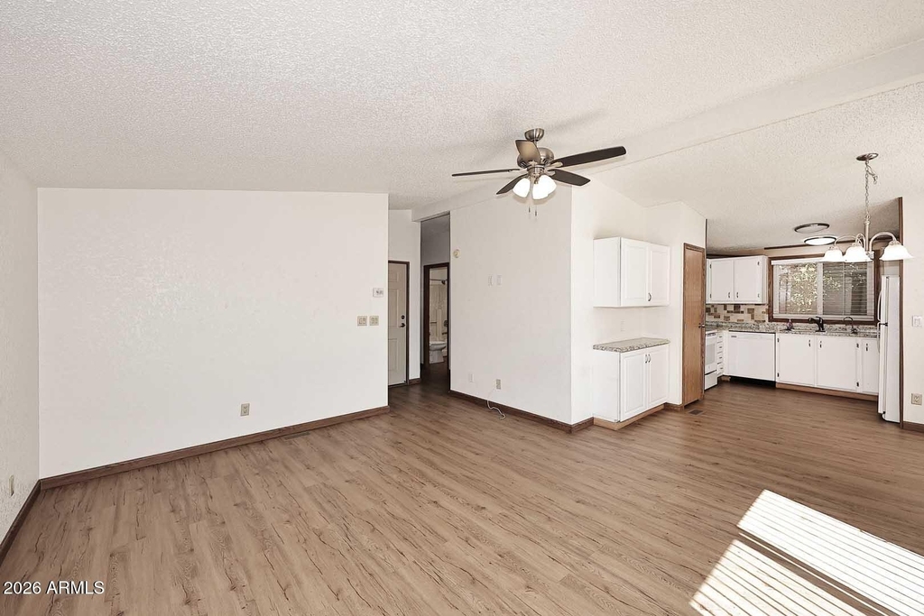 6249 S Pinehurst Drive - Photo 10