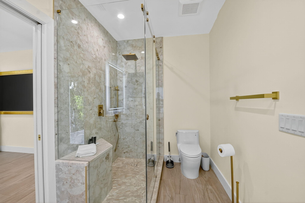 2900 Greenbriar Boulevard - Photo 36