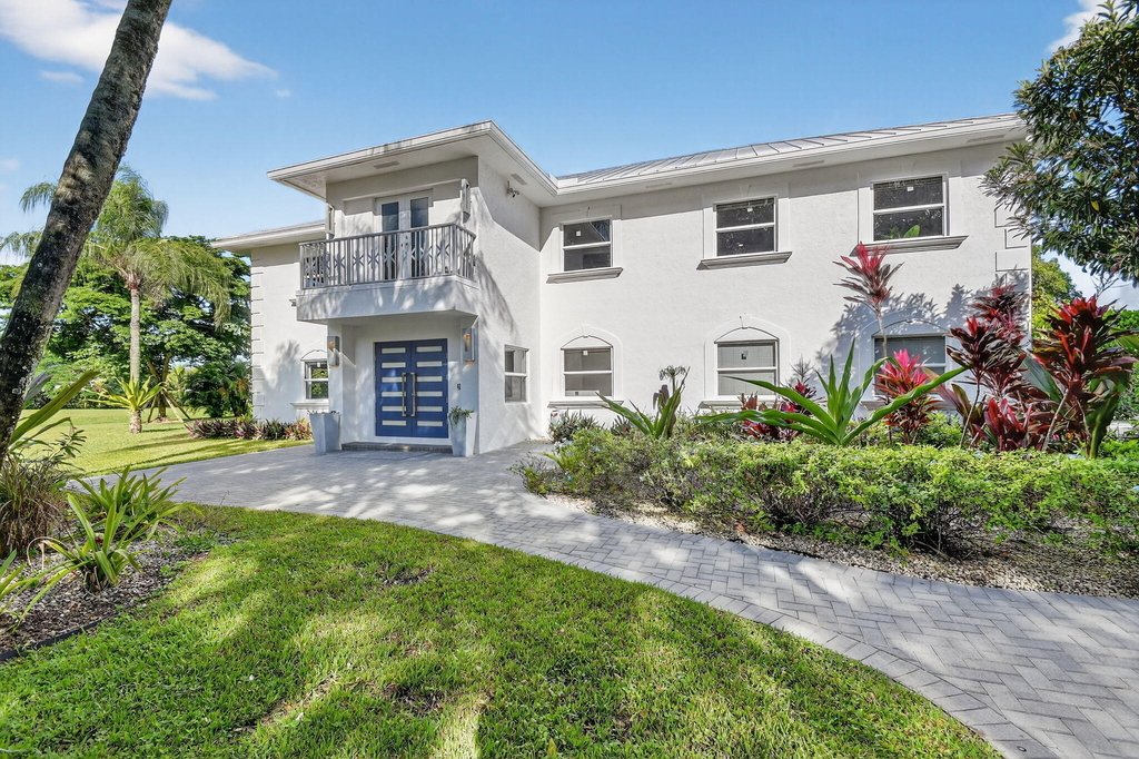 2900 Greenbriar Boulevard - Photo 1