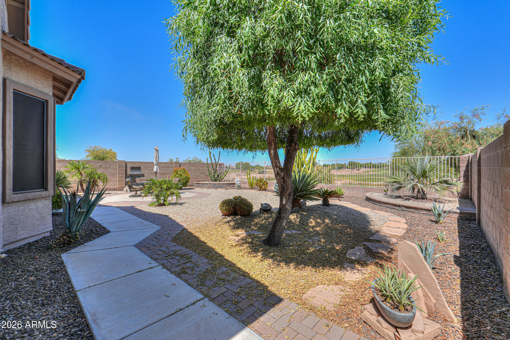 21563 N Greenway Road - Photo 33