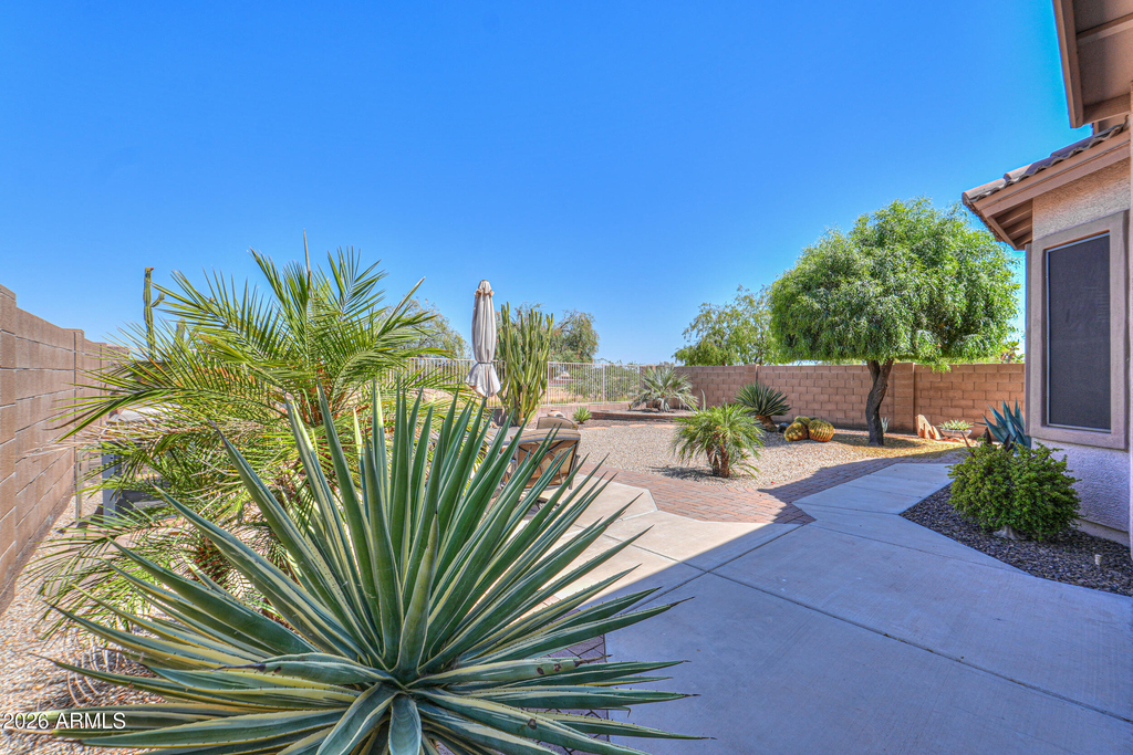 21563 N Greenway Road - Photo 31