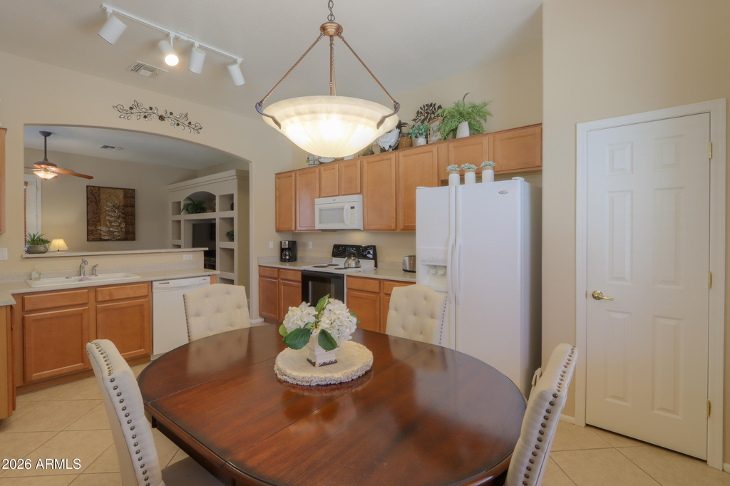 21563 N Greenway Road - Photo 11