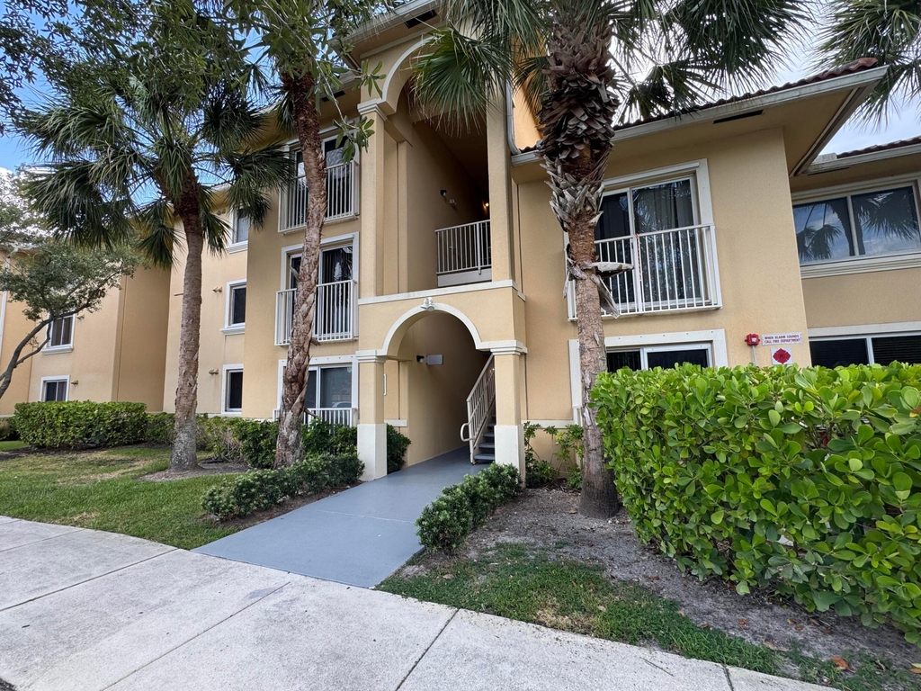 9905 Westwood Drive - Photo 11