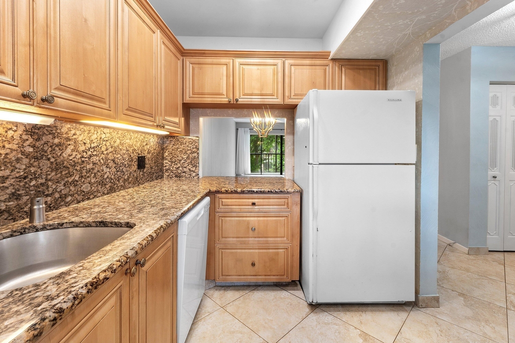 3605 S Ocean Boulevard - Photo 5