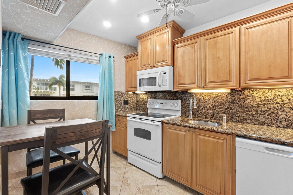 3605 S Ocean Boulevard - Photo 3