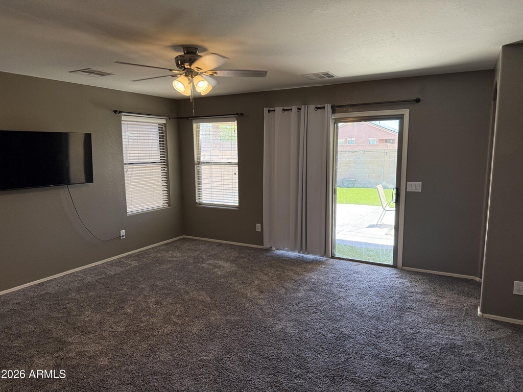 5943 S 248th Drive - Photo 11