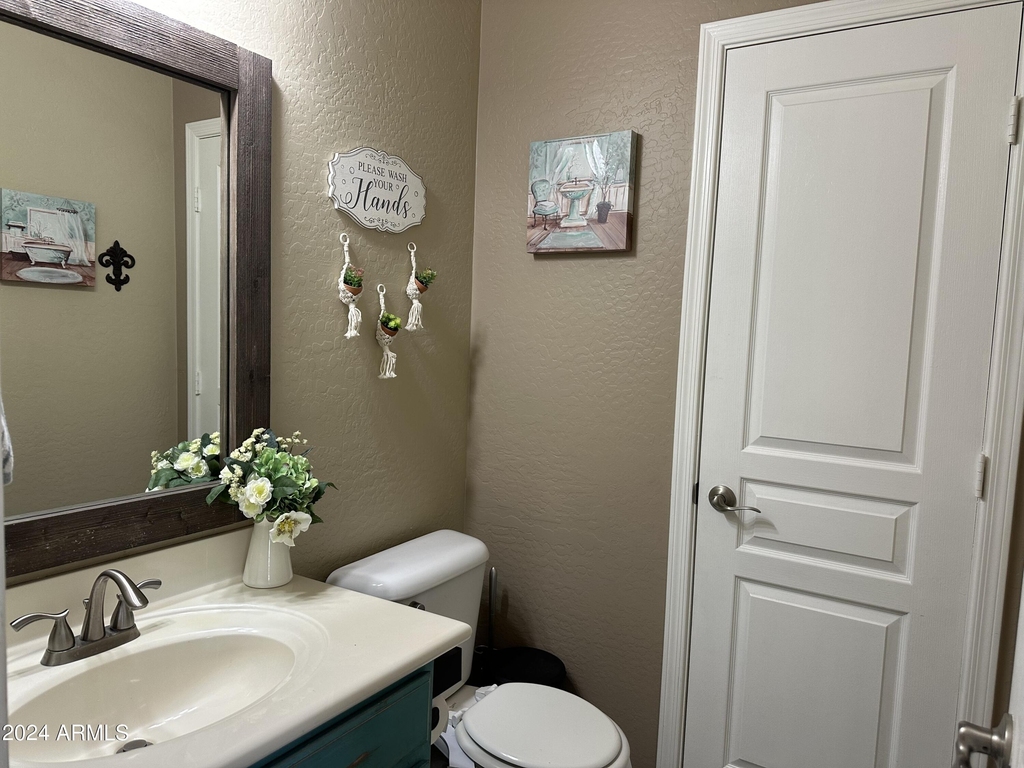 15511 N 170th Lane - Photo 4
