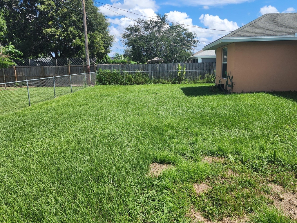 425 Sw Mccomb Avenue - Photo 14