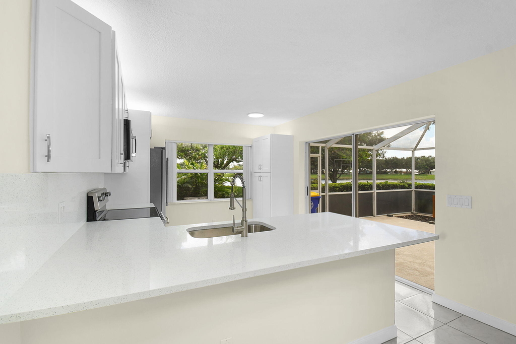 2442 Sw Danbury Lane - Photo 15