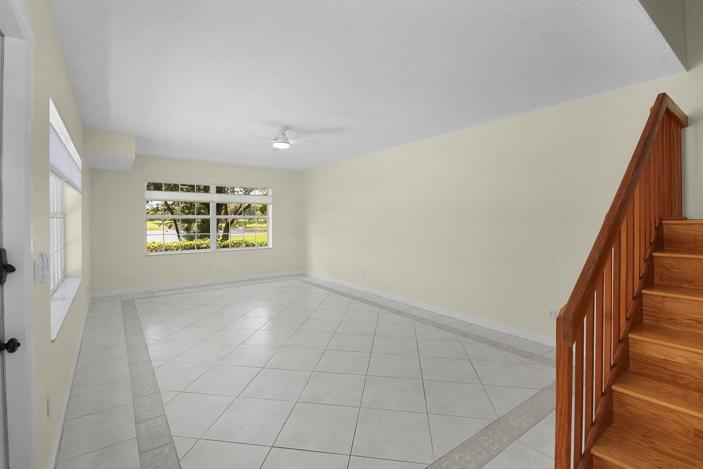 2442 Sw Danbury Lane - Photo 8