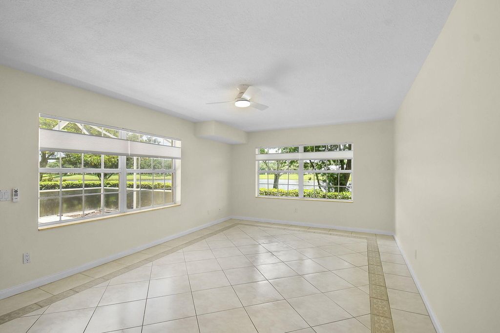 2442 Sw Danbury Lane - Photo 10