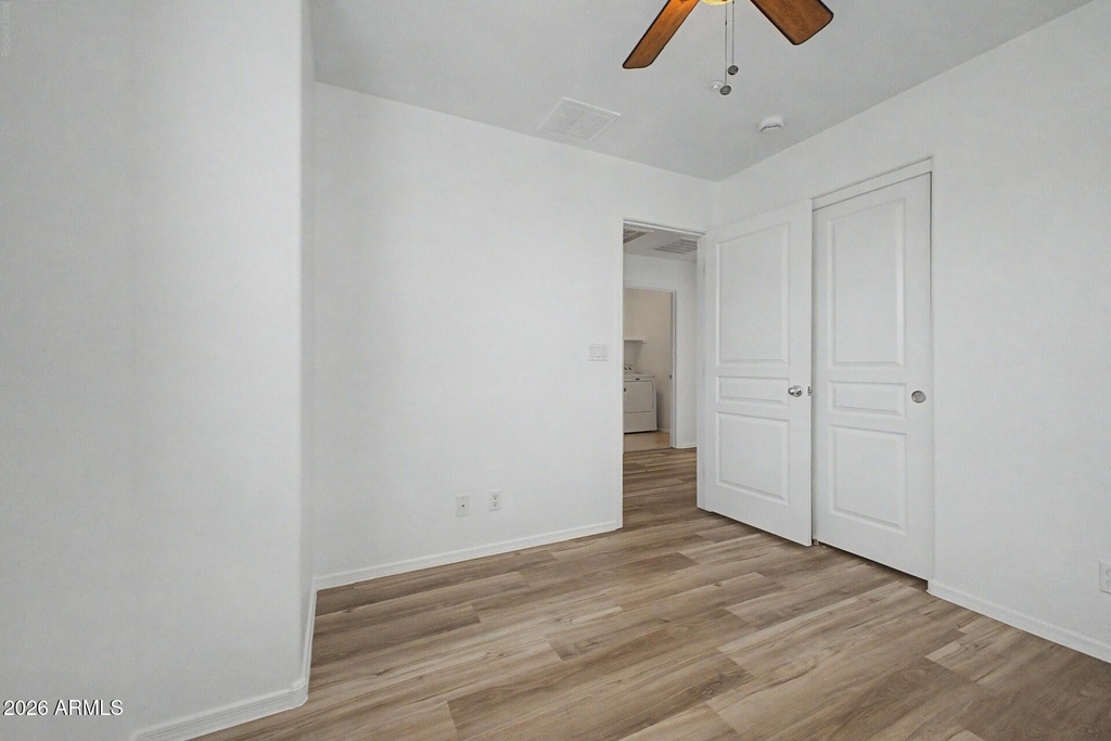 8777 W Dahlia Drive - Photo 16