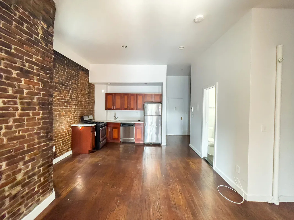 607 Nostrand Avenue - Photo 0