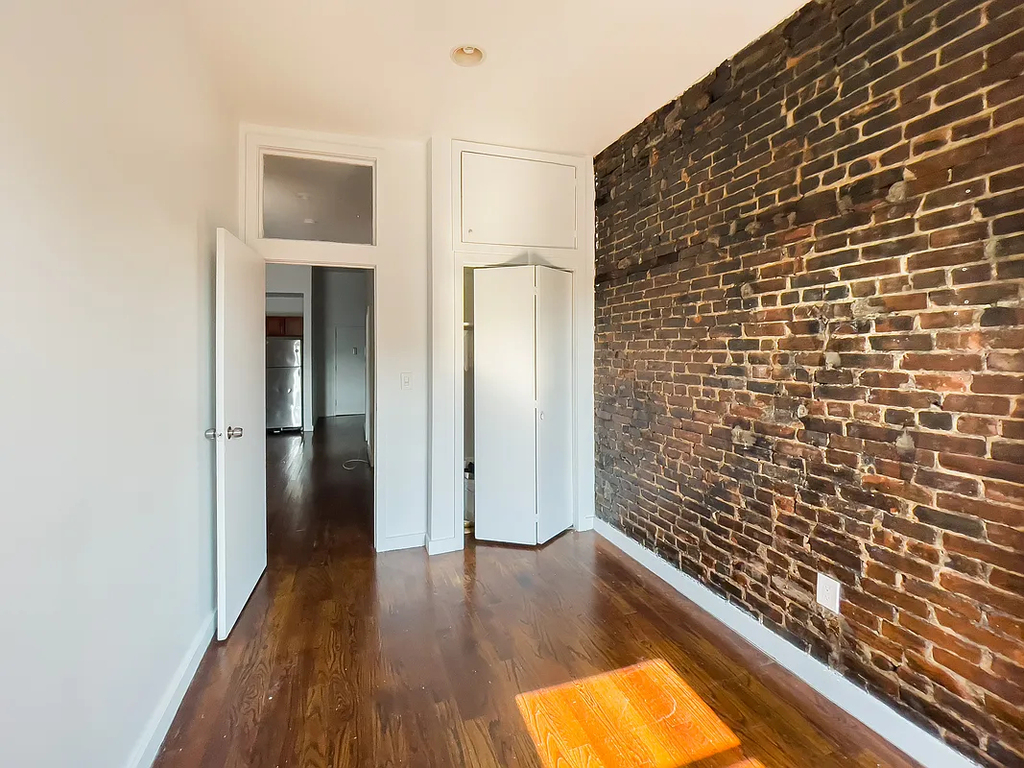 607 Nostrand Avenue - Photo 8