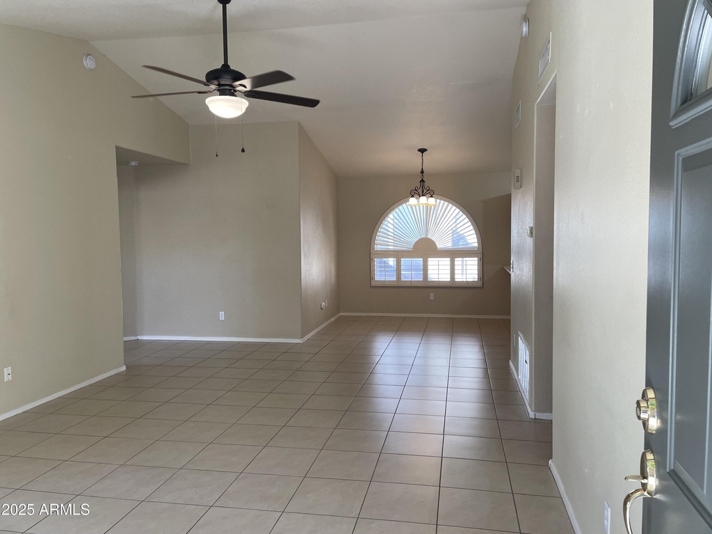 8949 W Kathleen Road - Photo 3