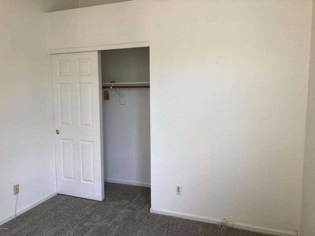 16226 S 37th Way - Photo 31