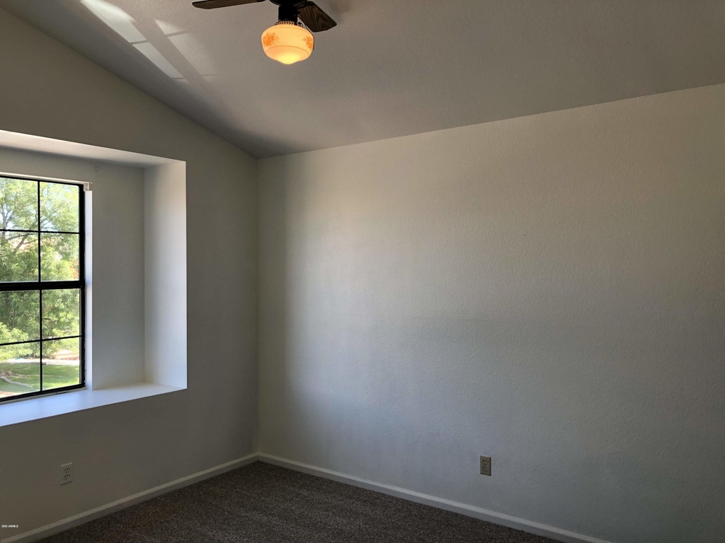 16226 S 37th Way - Photo 35