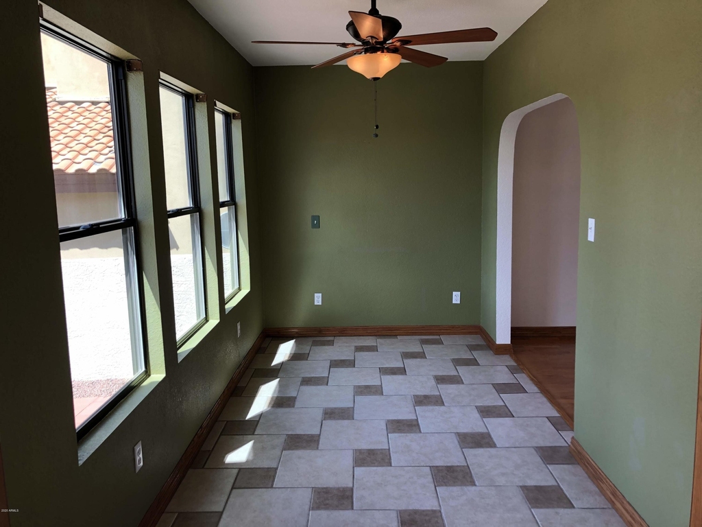 16226 S 37th Way - Photo 10