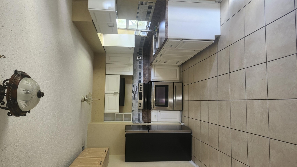 3751 Nw 36th Street - Photo 10