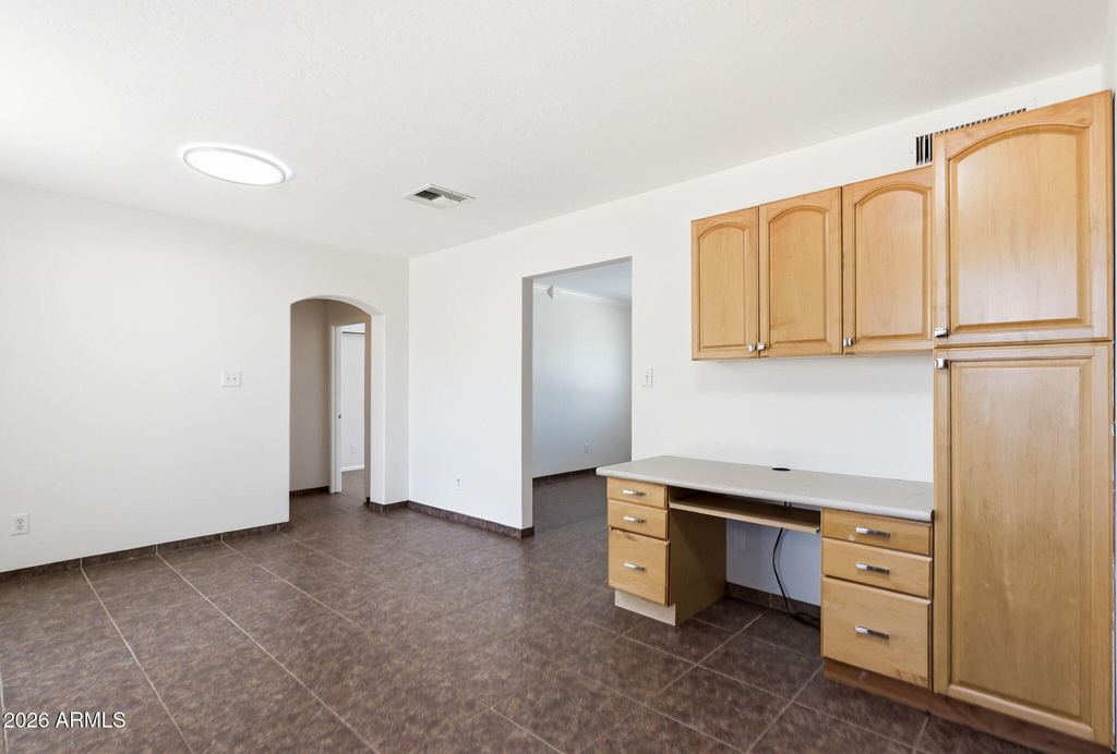 250 E Park Avenue - Photo 10