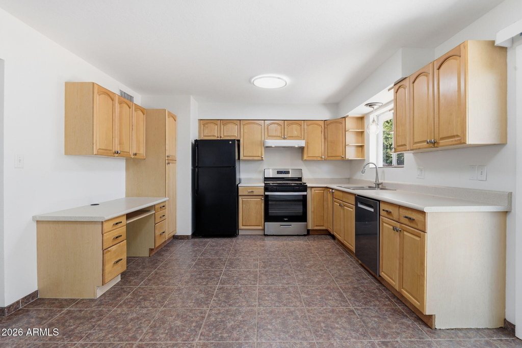 250 E Park Avenue - Photo 7