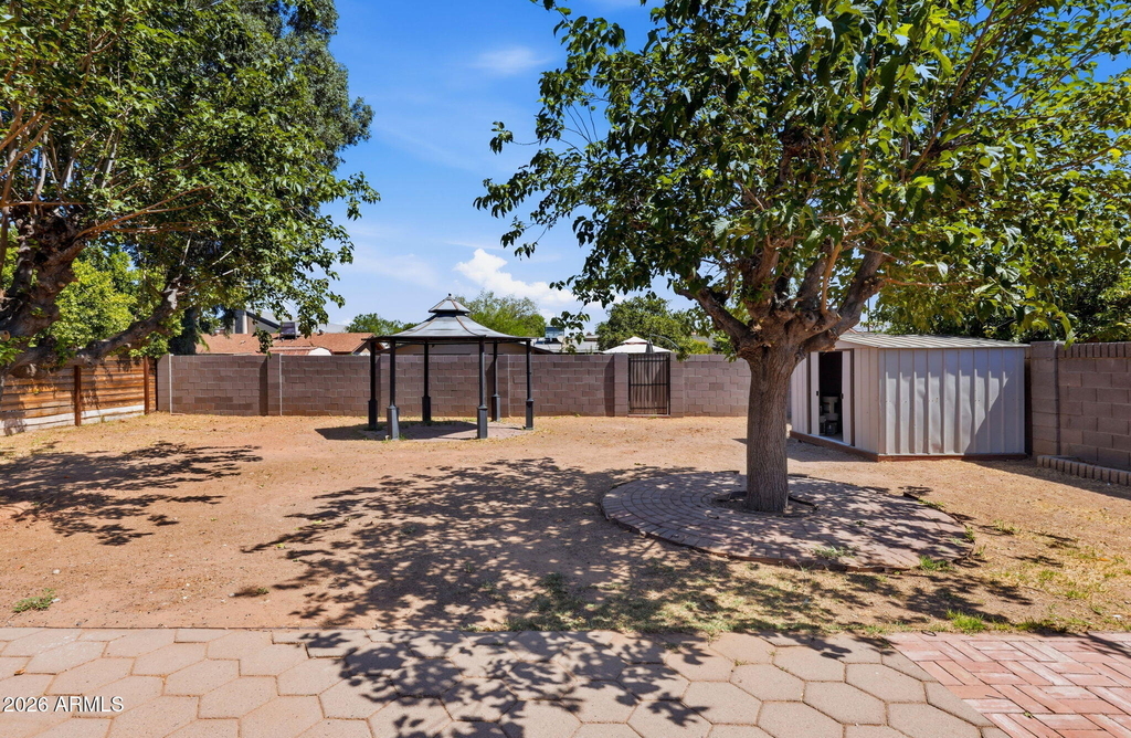 250 E Park Avenue - Photo 26
