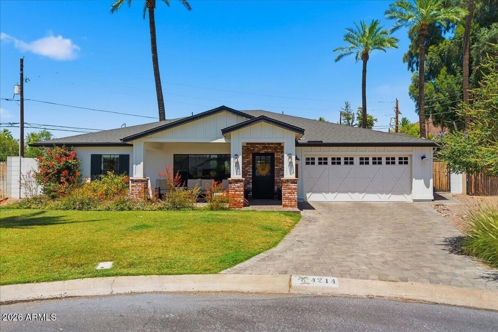 4214 E Turney Avenue - Photo 0