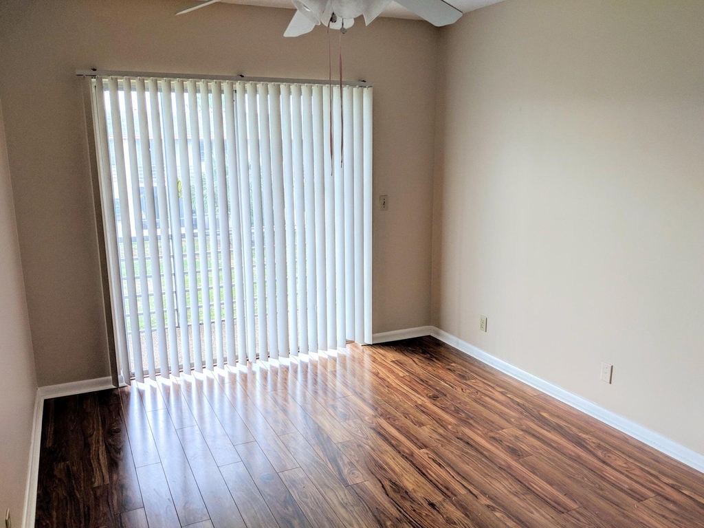 288 Norwich - Photo 5