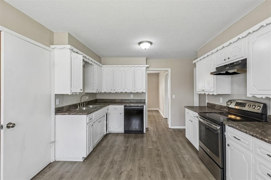 5825 Nw 72nd Street - Photo 8