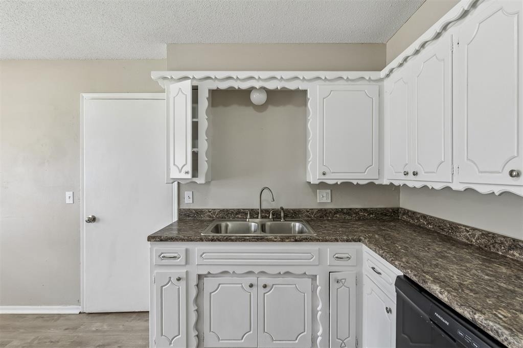 5825 Nw 72nd Street - Photo 10
