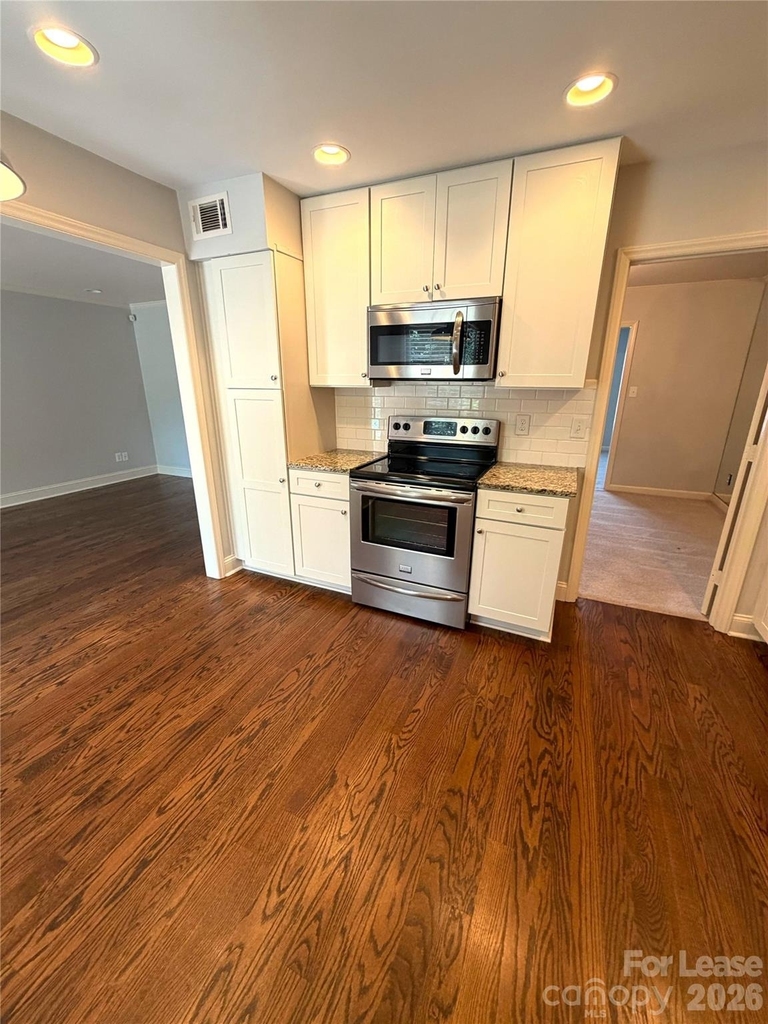 6648 Bunkerhill Circle - Photo 7