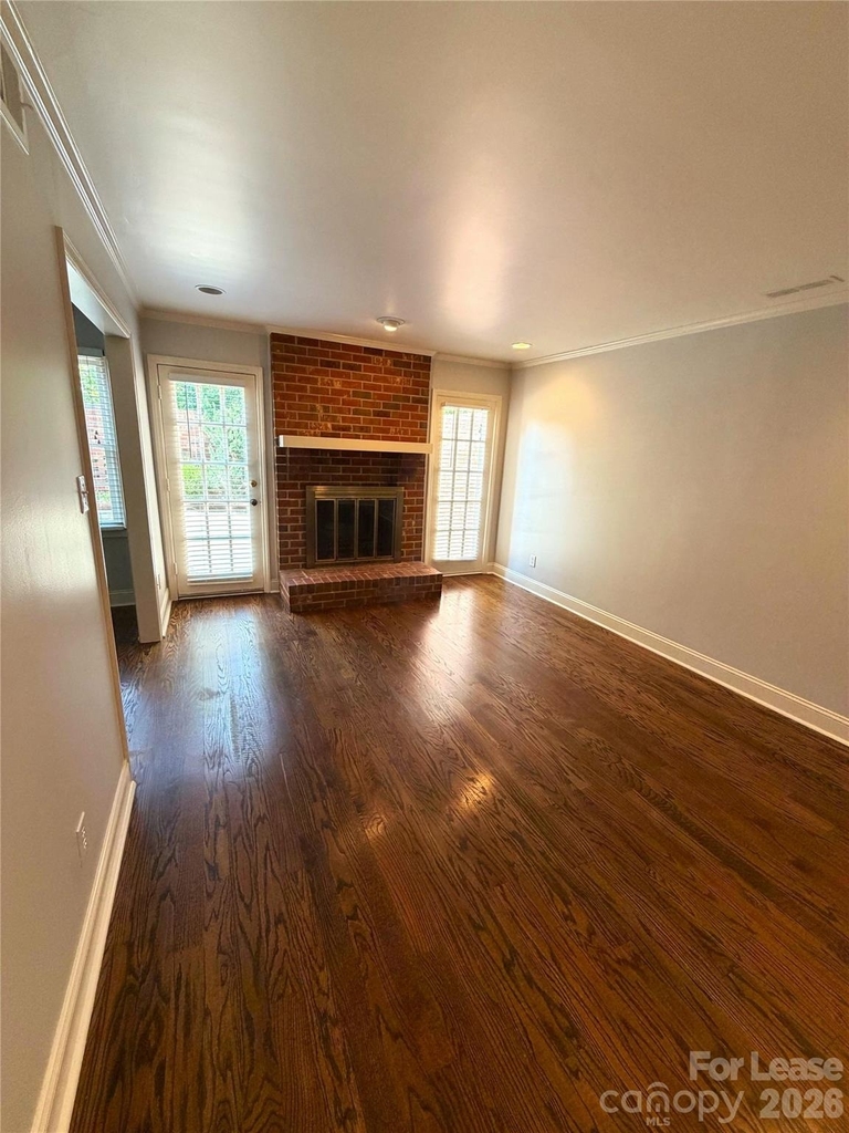 6648 Bunkerhill Circle - Photo 5