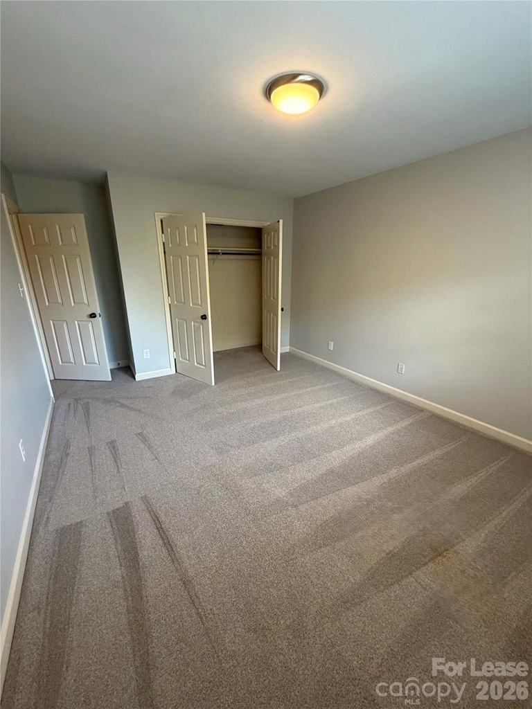 6648 Bunkerhill Circle - Photo 21