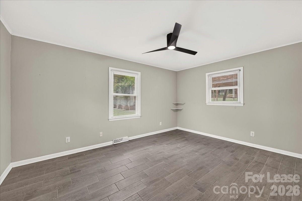 3237 Harrow Place - Photo 13