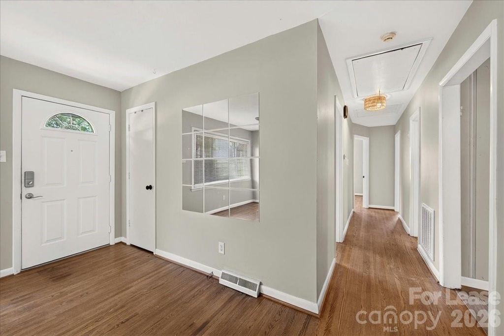 3237 Harrow Place - Photo 5