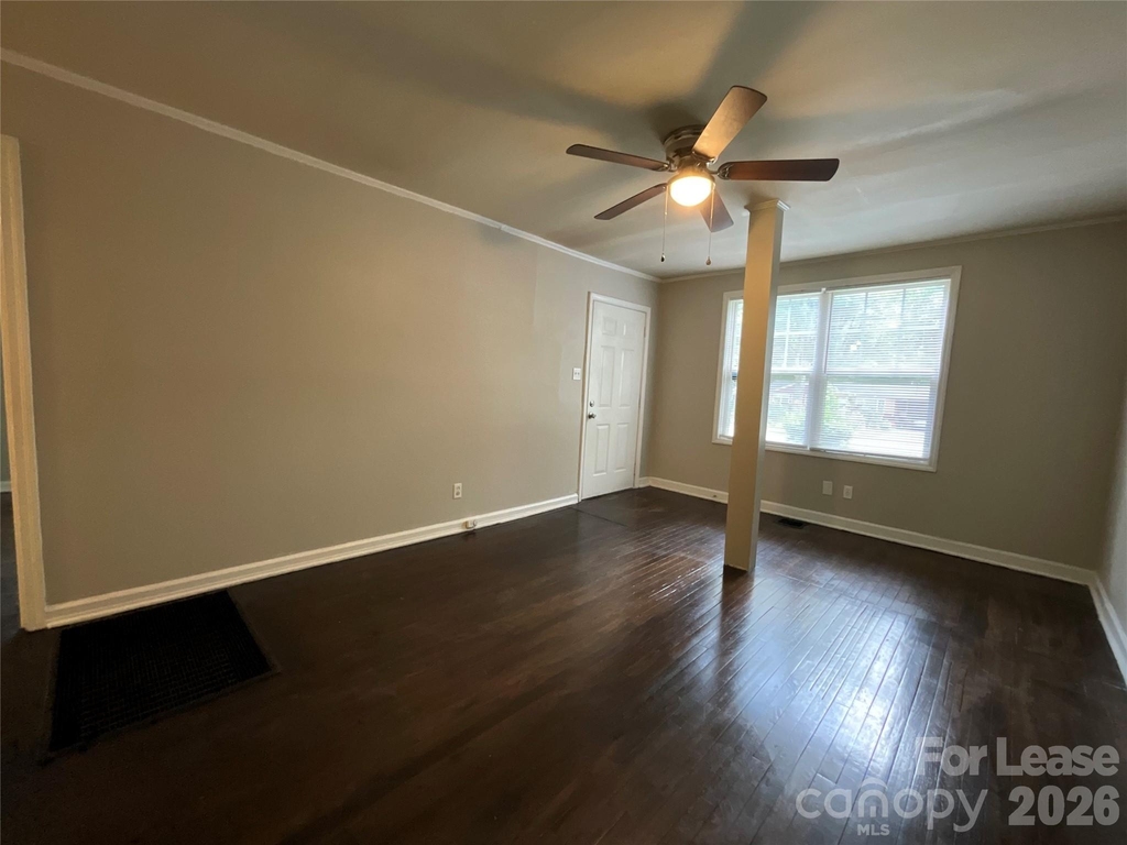 6013 Carver Boulevard - Photo 4