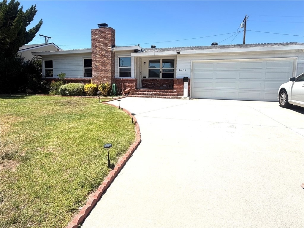 1023 E Thelborn Avenue - Photo 16