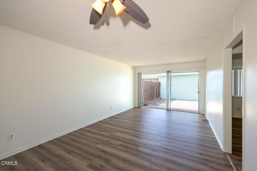 173 W Elfin Green - Photo 5
