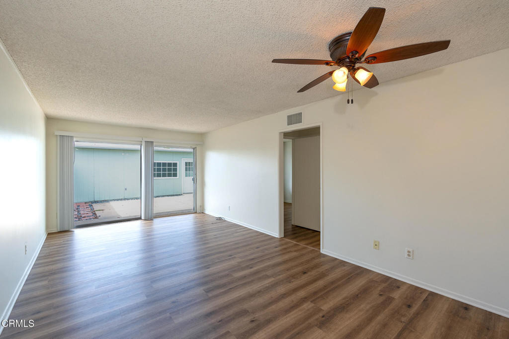 173 W Elfin Green - Photo 1