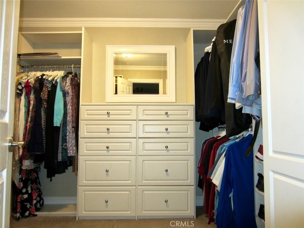 266 S Madison Avenue - Photo 16