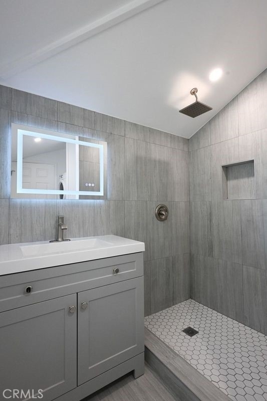 6437 Enfield Avenue - Photo 3