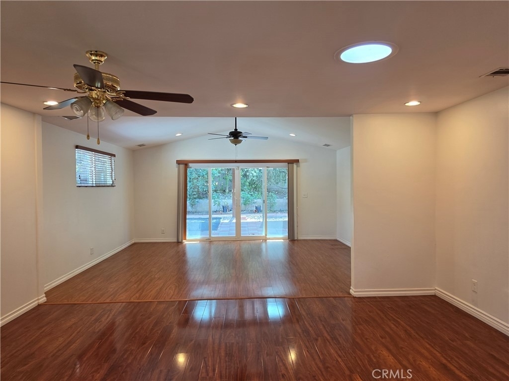 5446 Irondale - Photo 2