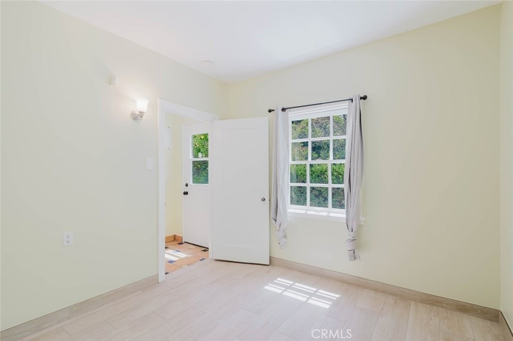 11036 Fruitland - Photo 16