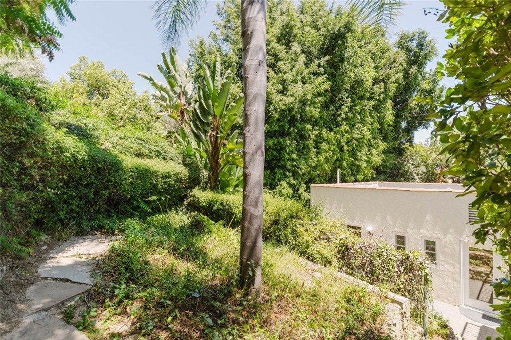 11036 Fruitland - Photo 27