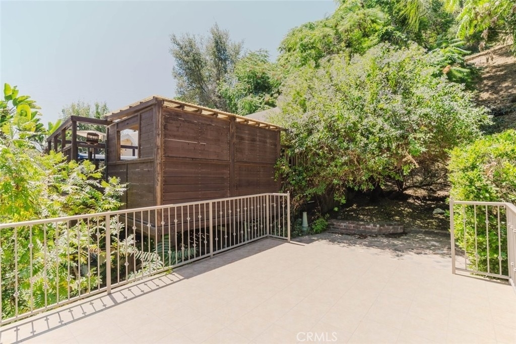 11036 Fruitland - Photo 29
