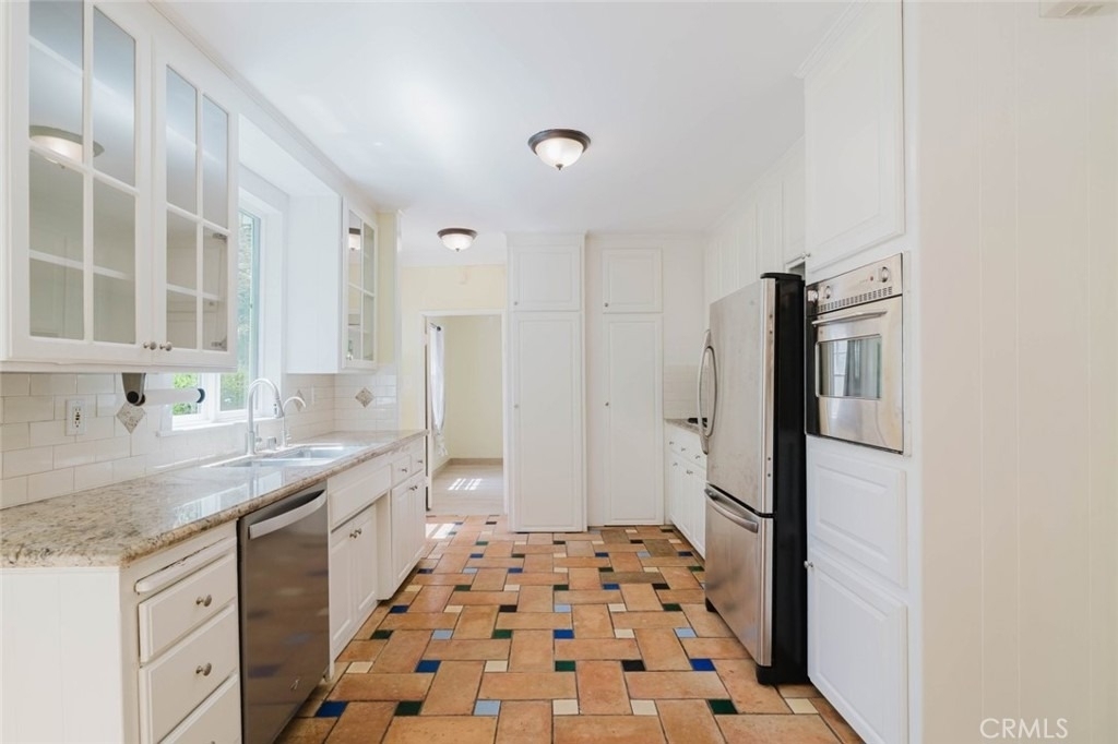11036 Fruitland - Photo 11