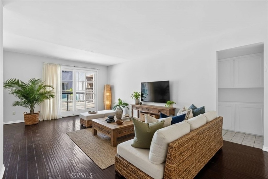 4441 Woodman Avenue - Photo 30